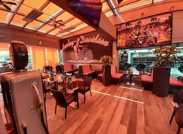 austria/graz/restaurant/clocktower-restaurant-american-bar-grill