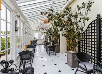 guernsey/st-anne/restaurant/the-crown-club-at-old-government-house-hotel