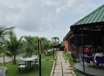 ghana/kwahu/restaurant/countryside-kitchen-and-pub