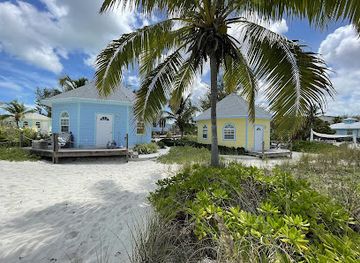 the-bahamas/exuma-cays-land-and-sea-park/restaurant/cocoplum-bistro-exuma
