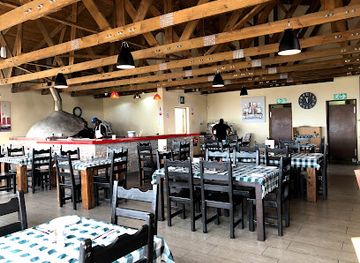 namibia/swakopmund/restaurant/bits-n-pizzas-swakopmund-namibia
