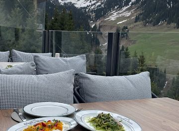kazakhstan/altai-mountains/restaurant/rifugio-del-monte