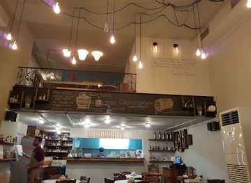 greece/kalamata/restaurant/tsipouradiko-therapeftirion