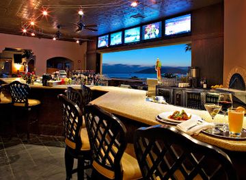 california/central-coast/restaurant/marisol-at-the-cliffs