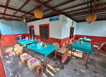 nepal/pokhara/restaurant/old-star-restaurant