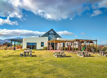 south-africa/breede-river-valley/restaurant/nuy-on-the-hill