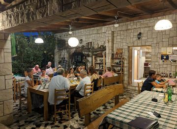 croatia/hvar-island/restaurant/restoran-apartmani-santa-marija-dol