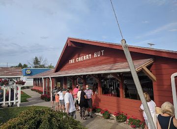 michigan/sleeping-bear-dunes-national-lakeshore/restaurant/the-cherry-hut