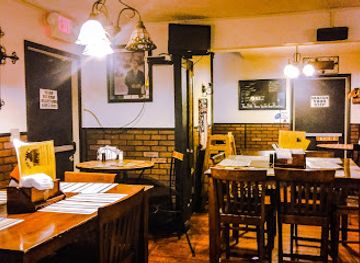 indiana/anderson/restaurant/pittt-barbeque-grill