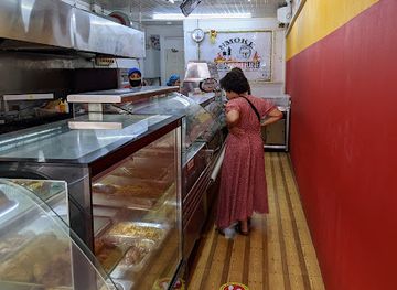 seychelles/victoria/restaurant/smoke-roast-house