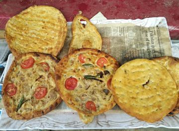 pakistan/naran/restaurant/shah-gee-naan-shop