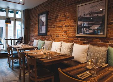 canada/quebec/restaurant/chez-rioux-pettigrew