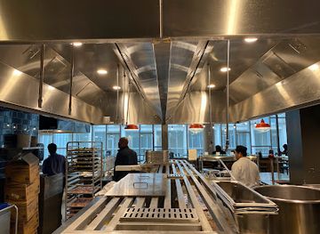 illinois/western-illinois/restaurant/illinois-street-dining-center-isr-dining-center