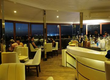 mexico/pacific-coast/restaurant/el-faro-marina-vallarta