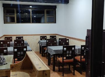 india/leh/restaurant/happy-leh