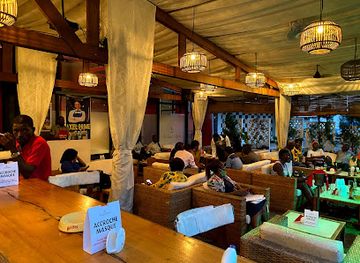 gabon/bitam/restaurant/bodega-mbolo