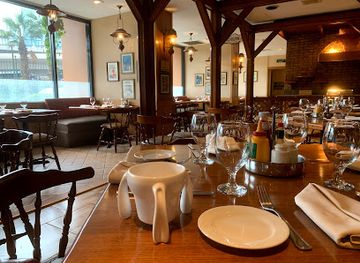 egypt/cairo/zamalek/restaurant/roy-s-smokehouse