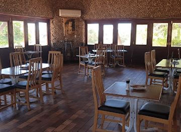 south-africa/kgalagadi-transfrontier-park/restaurant/kgalagadi-lion-den