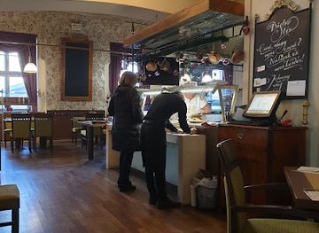 hungary/szekesfehervar/restaurant/bistrotiz