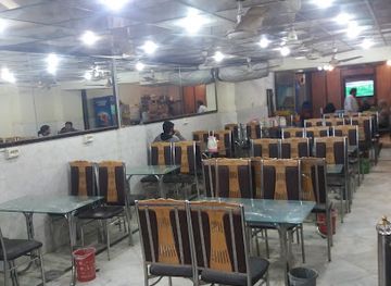 pakistan/peshawar/restaurant/four-season-fast-food