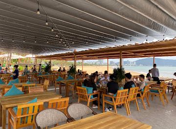 vietnam/quy-nhon/restaurant/bon-mua-four-seasons-quy-nhon