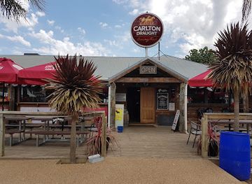 australia/murray-region/restaurant/bundalong-tavern