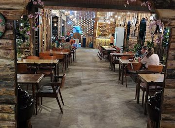 vietnam/phu-quoc/restaurant/wood-house-restaurant