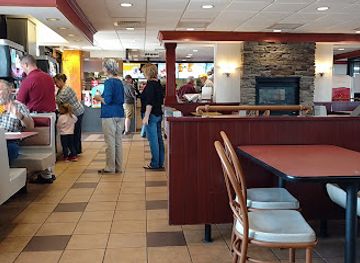 maine/waterville/restaurant/mcdonald-s