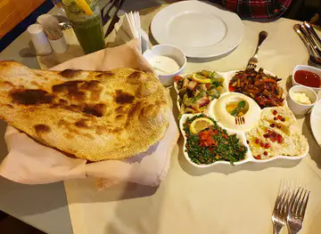 Jadiriyah Floating Restaurant