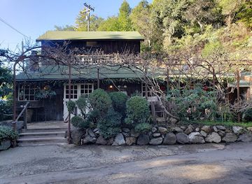 california/big-sur/restaurant/deetjen-s-restaurant