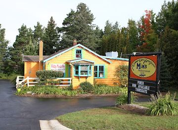 michigan/harbor-springs/restaurant/mim-s-mediterranean-grill