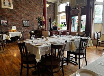 new-hampshire/franconia-notch-state-park/restaurant/tim-bir-alley-restaurant