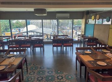 india/hyderabad/hussain-sagar/restaurant/signature-grills-pure-veg-bbq-buffet