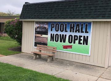 illinois/chain-o-lakes-state-park/restaurant/hello-folks