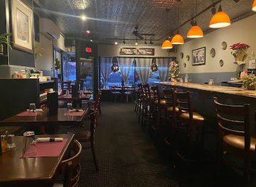 wisconsin/lake-geneva/restaurant/zaab-corner-bistro-japanese-fusion