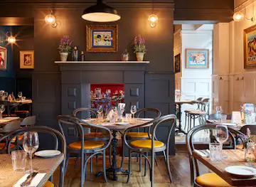 Pierre's - Newport