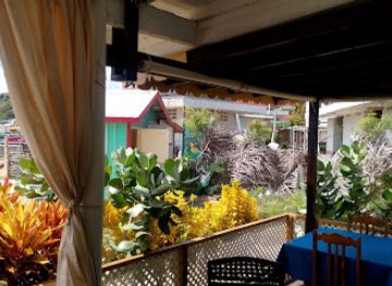 saint-vincent-and-the-grenadines/grenadines/restaurant/barracuda-restaurant-and-bar