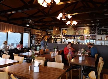 iceland/western-region/restaurant/kaffivagninn