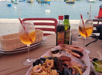 malta/marsaxlokk/restaurant/centru-laburista