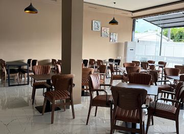 albania/mysia/restaurant/restaurant