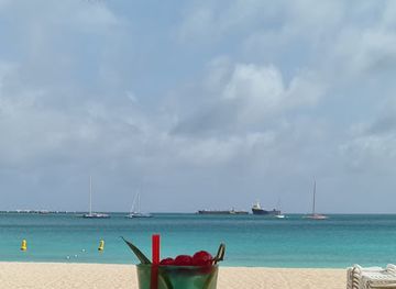 sint-maarten/great-bay-beach/restaurant/sky-vogue-beach-restaurant-lounge-sxm