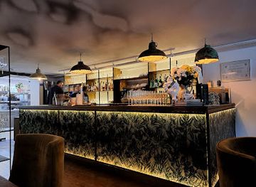 spain/balearic-islands/restaurant/adrian-quetglas-restaurant