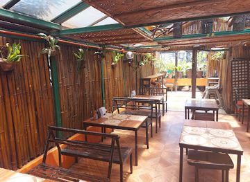 philippines/tagaytay/restaurant/papa-prito