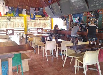 belize/stann-creek-district/restaurant/the-flying-pig-bar-and-grill