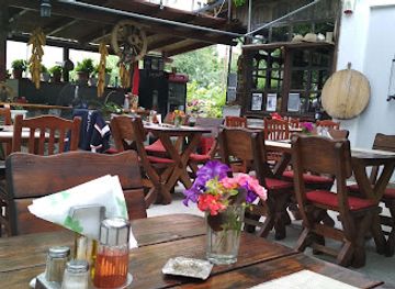 albania/pogradec-region/restaurant/taverna-ndona