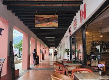mexico/puerto-vallarta/restaurant/restaurant-bar-la-casa-de-mi-compadre
