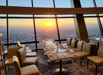 nevada/las-vegas/restaurant/top-of-the-world
