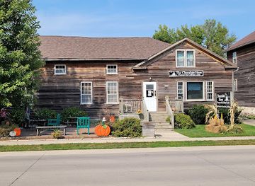 iowa/amana-colonies/restaurant/the-chocolate-haus-amana