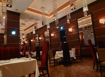 japan/osaka/umeda/restaurant/lawrys-the-prime-rib