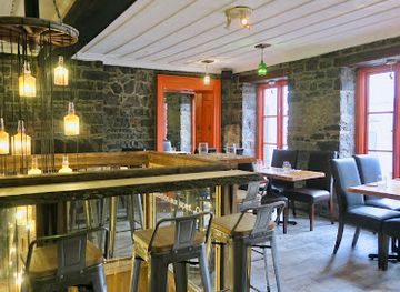 canada/quebec-city/restaurant/beclub